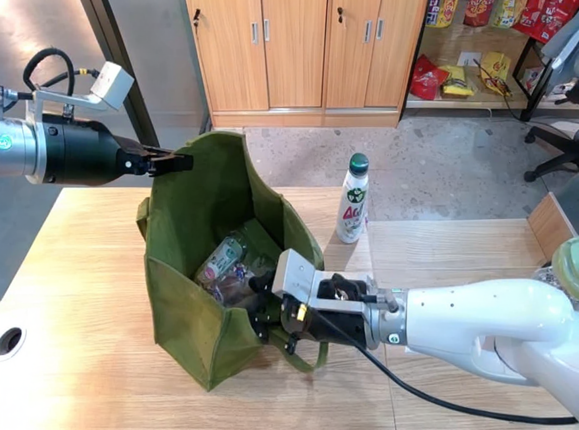 Edited Xiaomi-Robotics-U0 result for: Add soft overhead factory lighting.
